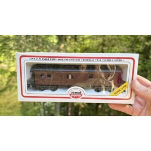 Model Power HO Scale Pennsylvania Railroad Passenger Car Brass Wheels MIB!